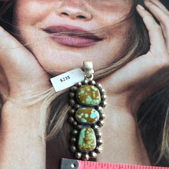 🆕️Number 8 Turquoise and Brown Pendant Necklace - Picture 4 of 9